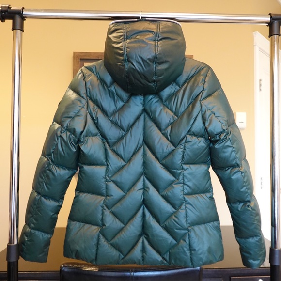 Guess Puffer Down Jacket | Emerald Green | Hooded - Picture 11 of 15